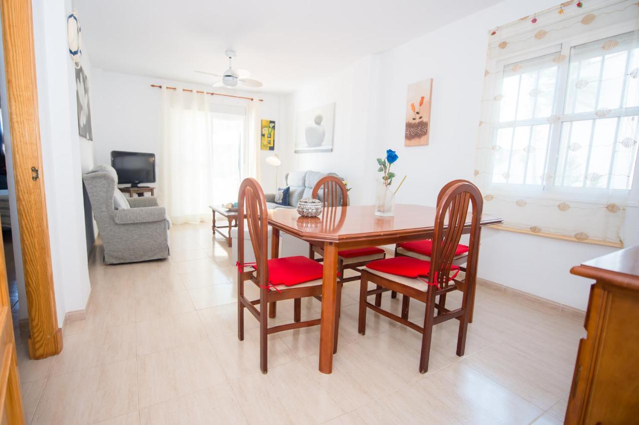 Apartamentos Rotonda Conil De La Frontera Exteriör bild